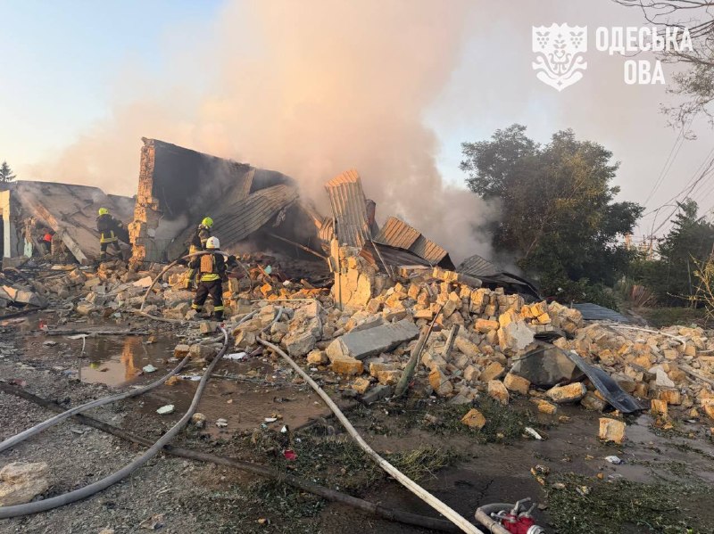 2 people killed, 10 wounded as result of Russian strikes in Odesa